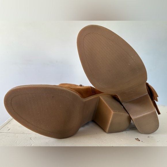 DIVIDED by H&M Cognac Suede Fringe Booties Size 8 - Picture 9 of 9